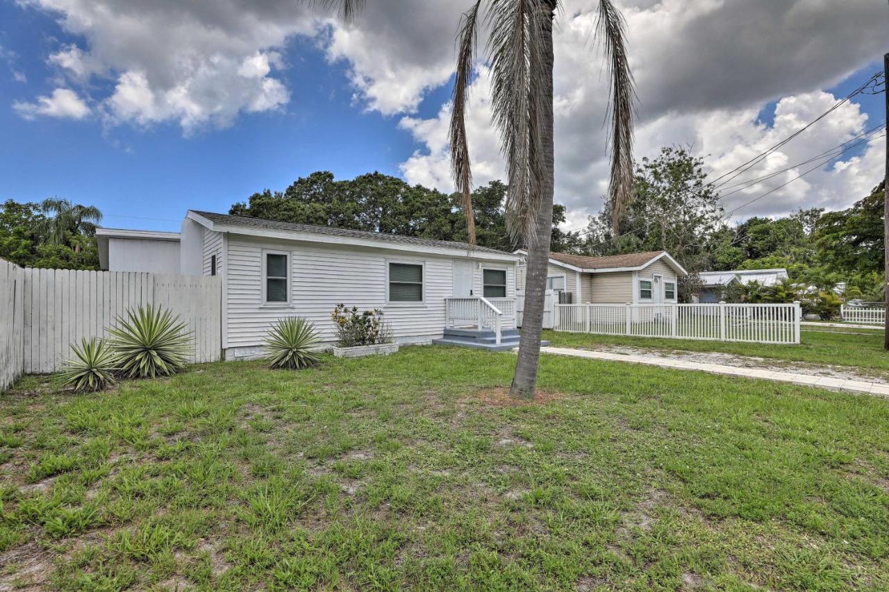 Central Sarasota Home 8 Mi To Siesta Key! Exterior photo