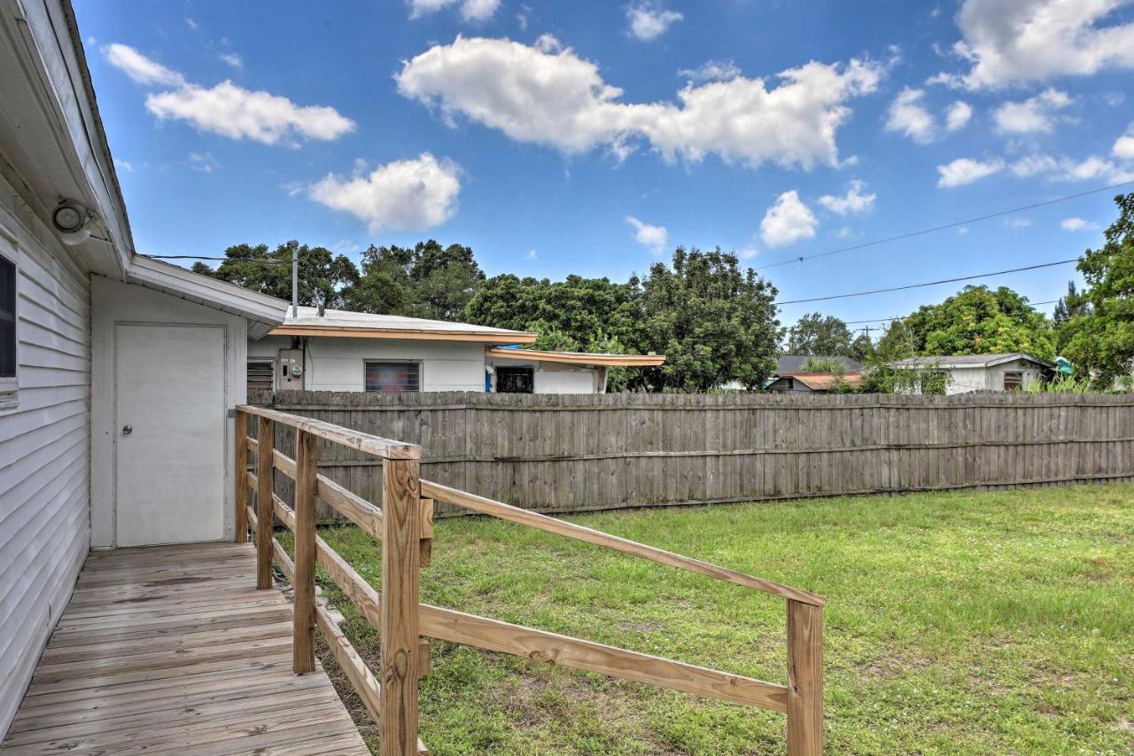 Central Sarasota Home 8 Mi To Siesta Key! Exterior photo