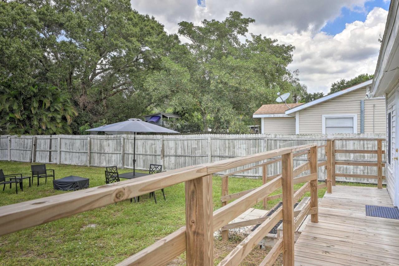 Central Sarasota Home 8 Mi To Siesta Key! Exterior photo